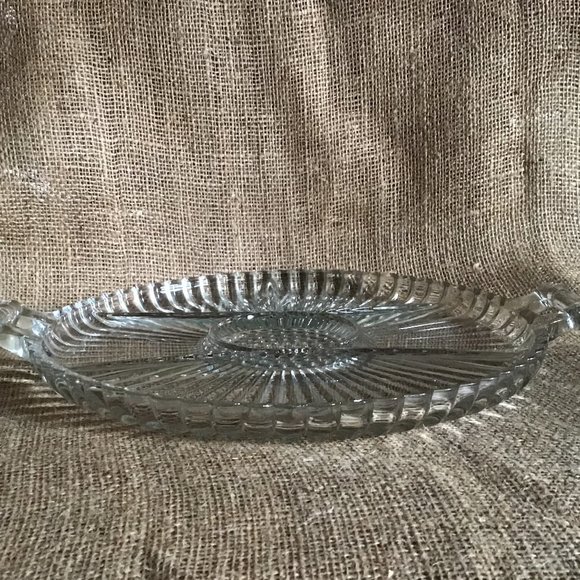 Large Party Tray / Platter by JEANETTE GLASS VTG - Picture 4 of 5